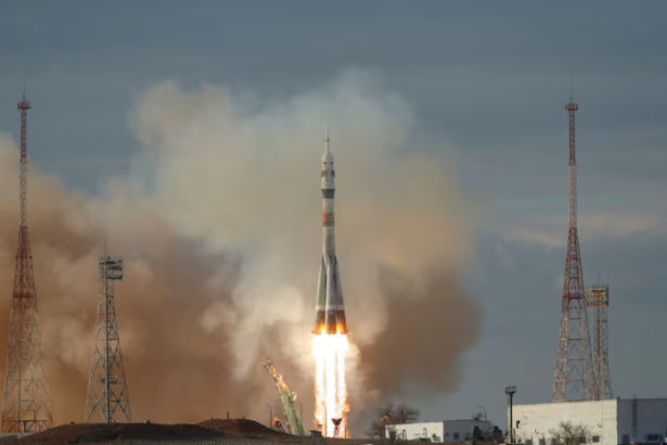 Soyuz craft launches en route to International Space Station, a couple of days after glitch